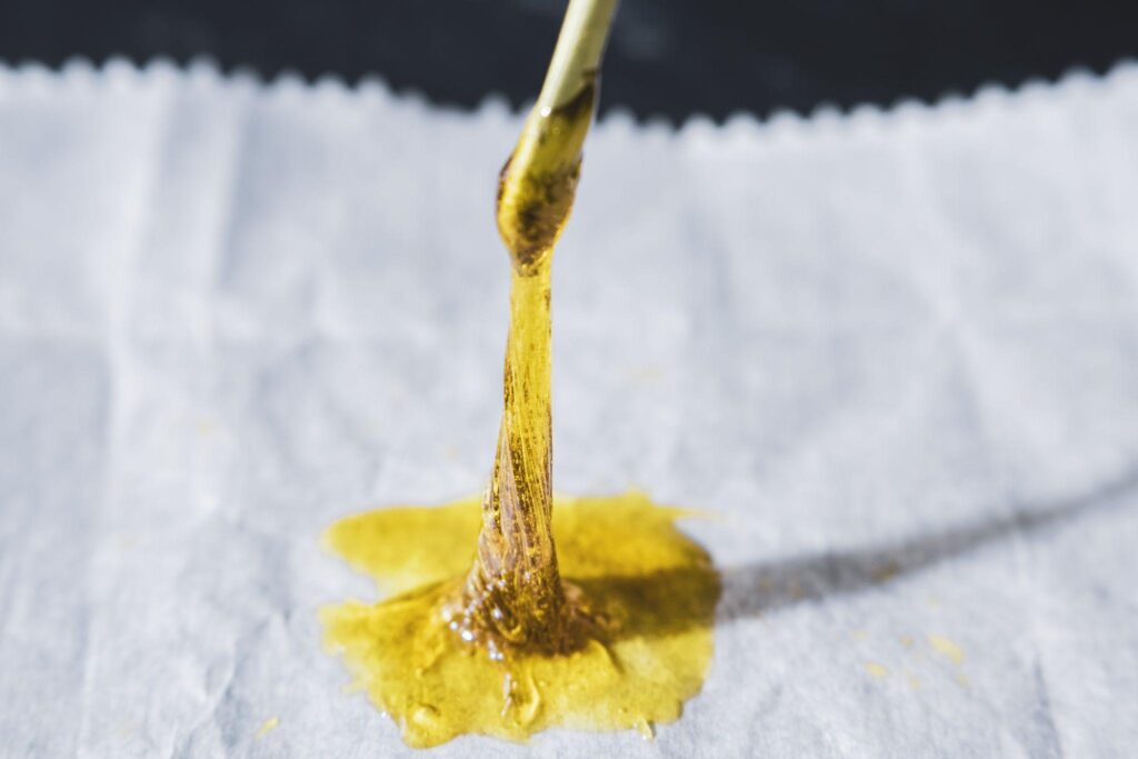 Grinding cannabis flower for rosin pressing